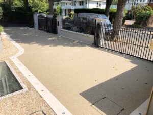 front-driveway-resin-bound