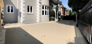 resinbound-driveway-installation-m25