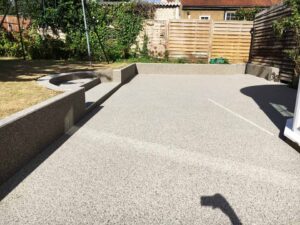 resing-driveway-beige-colour